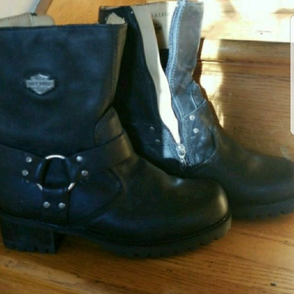Size 6.5 Woman Harley Davidson Black Leather Boots